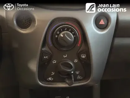 Photo 13 Toyota Aygo  1.0 VVT-i