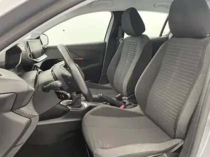 Photo 13 Peugeot 208  PureTech 75 S&S BVM5