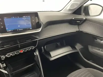 Photo 24 Peugeot 208  PureTech 75 S&S BVM5