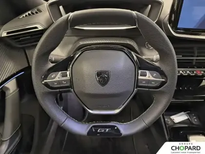 Photo 14 Peugeot 2008  Hybrid 145 e-DCS6