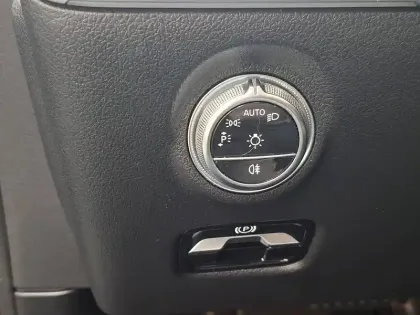 Photo 35 Mercedes Classe C  220 d 9G-Tronic