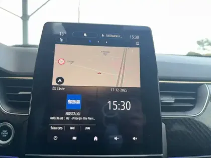 Photo 37 Renault Arkana  E-Tech hybride 145 - 22