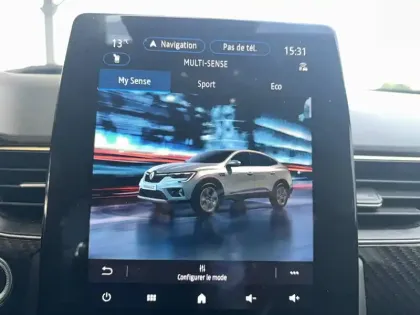 Photo 44 Renault Arkana  E-Tech hybride 145 - 22