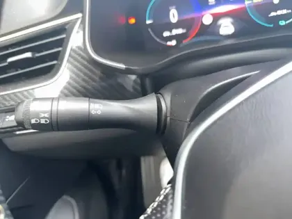 Photo 60 Renault Arkana  E-Tech hybride 145 - 22