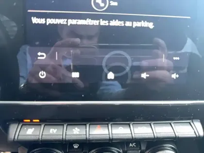 Photo 46 Renault Arkana  E-Tech hybride 145 - 22