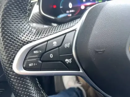 Photo 59 Renault Arkana  E-Tech hybride 145 - 22