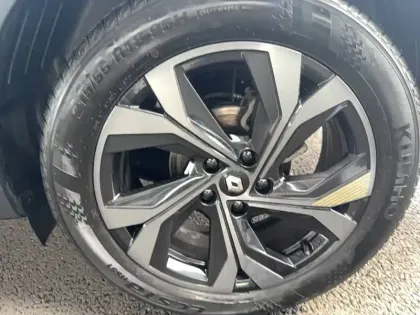 Photo 14 Renault Arkana  E-Tech hybride 145 - 22