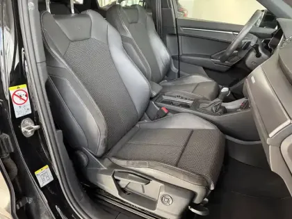 Photo 12 Audi Q3  45 TFSIe 245 ch S tronic 6