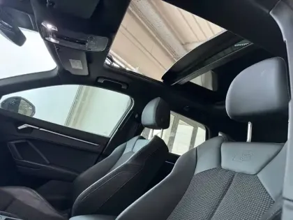 Photo 28 Audi Q3  45 TFSIe 245 ch S tronic 6