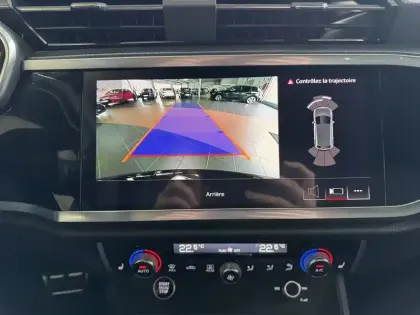 Photo 11 Audi Q3  45 TFSIe 245 ch S tronic 6