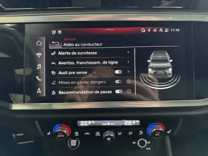 Photo 19 Audi Q3  45 TFSIe 245 ch S tronic 6