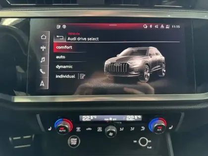 Photo 23 Audi Q3  45 TFSIe 245 ch S tronic 6