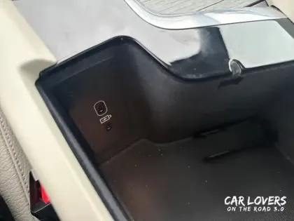 Photo 20 Volvo Xc60  T6 Recharge AWD 253 ch + 145 ch Geartronic 8