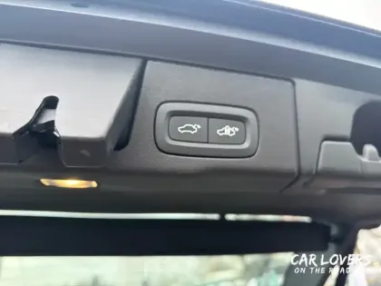 Photo 23 Volvo Xc60  T6 Recharge AWD 253 ch + 145 ch Geartronic 8