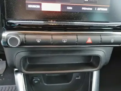 Photo 12 Citroën C3 Aircross  PureTech 110 S&S BVM6 Plus