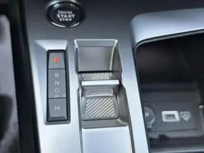 Photo 23 Peugeot 308  SW PureTech 130ch S&S EAT8 Allure Pack