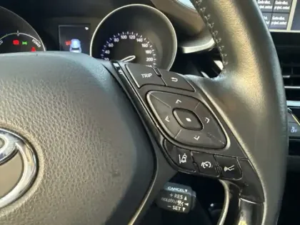 Photo 13 Toyota C-HR 2.0 184h Distinctive