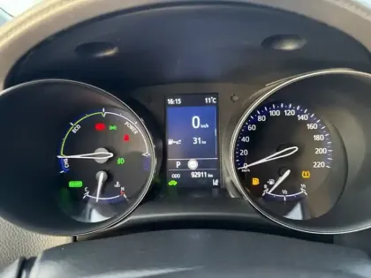 Photo 18 Toyota C-HR 2.0 184h Distinctive