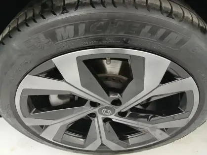 Photo 16 Renault Espace VI E-Tech full hybrid 200 GSR2 esprit Alpine