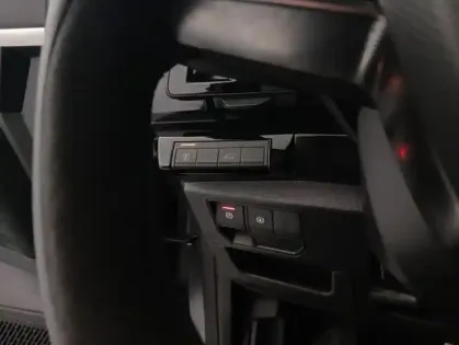 Photo 27 Renault Espace VI E-Tech full hybrid 200 GSR2 esprit Alpine