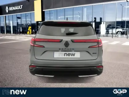 Photo 8 Renault Espace VI E-Tech full hybrid 200 GSR2 esprit Alpine