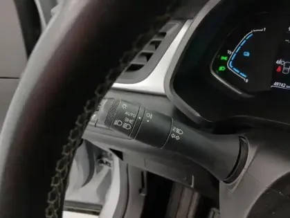 Photo 26 Renault Captur E-Tech 145 - 21 R.S. Line