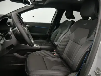 Photo 13 Renault Captur E-Tech full hybrid 145 ch esprit Alpine