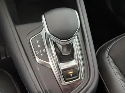 Photo 26 Renault Captur E-Tech full hybrid 145 ch esprit Alpine