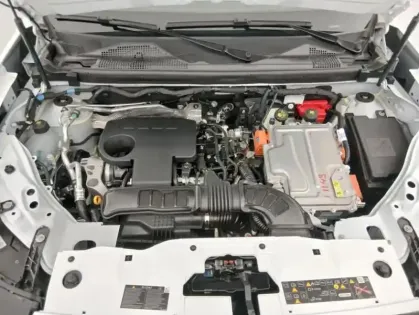 Photo 11 Dacia Duster Hybrid 140 Journey