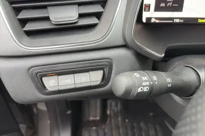 Photo 16 Renault Captur E-Tech full hybrid 145 ch Techno