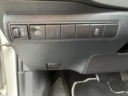 Photo 24 Toyota Corolla 122h Design