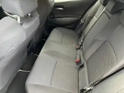 Photo 27 Toyota Corolla 122h Design