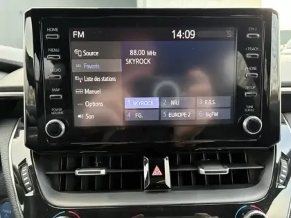 Photo 14 Toyota Corolla 122h Design