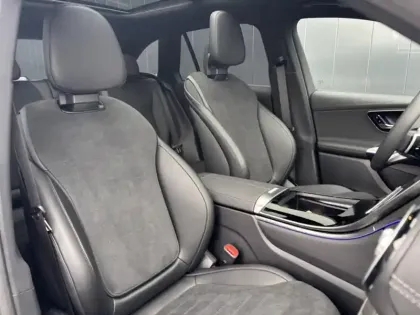 Photo 19 Mercedes Classe GLC SUV 220 d 4MATIC AMG Line Li