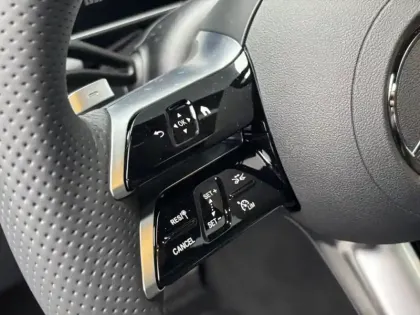 Photo 15 Mercedes Classe GLC SUV 220 d 4MATIC AMG Line Li