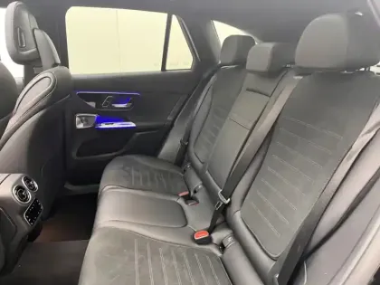 Photo 13 Mercedes Classe GLC SUV 300 de Hybrid EQ 4MATIC AMG Line +