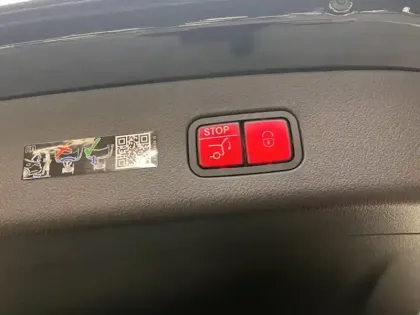 Photo 18 Mercedes Classe GLC SUV 300 de Hybrid EQ 4MATIC AMG Line +