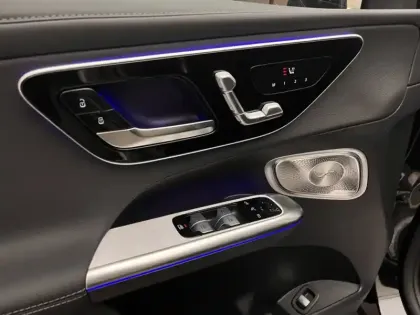 Photo 14 Mercedes Classe GLC SUV 300 de Hybrid EQ 4MATIC AMG Line +