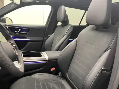 Photo 12 Mercedes Classe GLC SUV 300 de Hybrid EQ 4MATIC AMG Line +