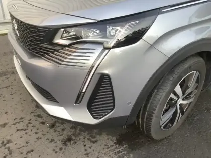 Photo 25 Peugeot 3008 Hybrid 136 e-DCS6 GT