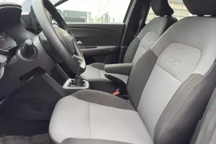 Photo 9 Dacia Sandero ECO-G 100 GSR2 Stepway Extreme