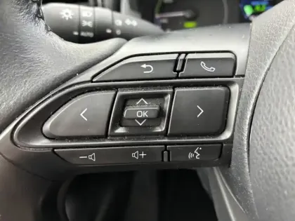 Photo 25 Toyota Yaris Hybride 116h Dynamic