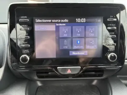 Photo 18 Toyota Yaris Hybride 116h Dynamic