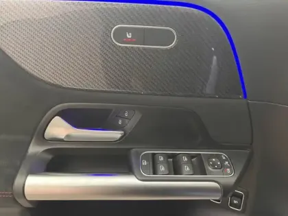 Photo 13 Mercedes GLA 250 e Hybrid EQ AMG Line