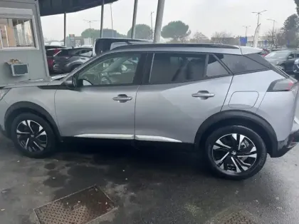 Photo 19 Peugeot 2008 1.5 BlueHDi 130ch S&amp;S Allure EAT8 125g