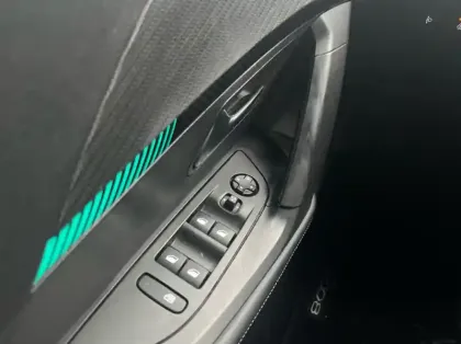 Photo 5 Peugeot 2008 1.5 BlueHDi 130ch S&amp;S Allure EAT8 125g