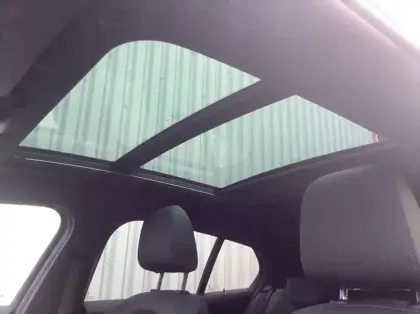 Photo 24 BMW Serie 1 F40 118d 150 ch BVA8 M Sport