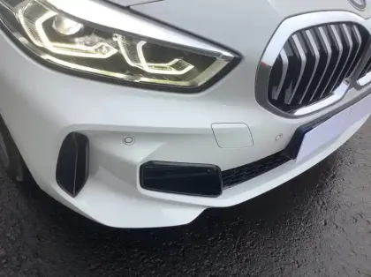 Photo 26 BMW Serie 1 F40 118d 150 ch BVA8 M Sport