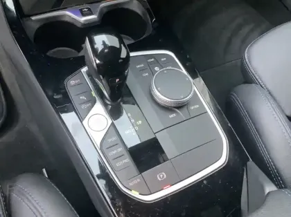 Photo 20 BMW Serie 1 F40 118d 150 ch BVA8 M Sport