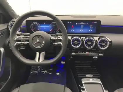 Photo 18 Mercedes Classe A Gén. IV (W177) Ph2 AMG Line 5